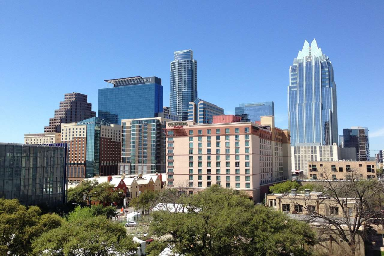 What Houston Social Media Agencies Are Doing to Increase Engagement Beyond Paid Reach